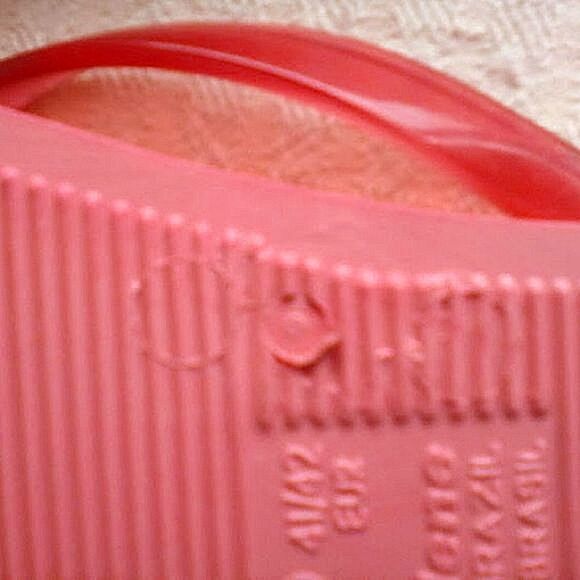 Ipanema Women's Glossy Coral Reef Pink & Red Thongs Sandals Flip Flops size 10 - Picture 10 of 10